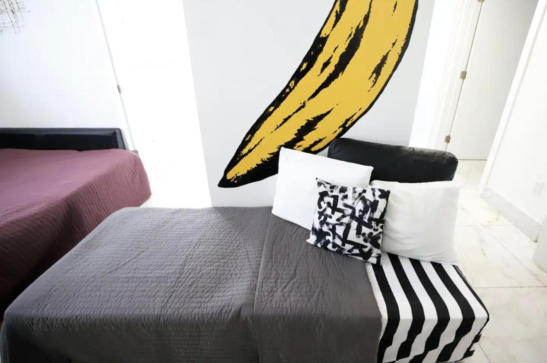 South Beach 2 Bedroom Family & Pet Friendly Apartment With Balcony & Free Parking Miami Beach Exterior photo