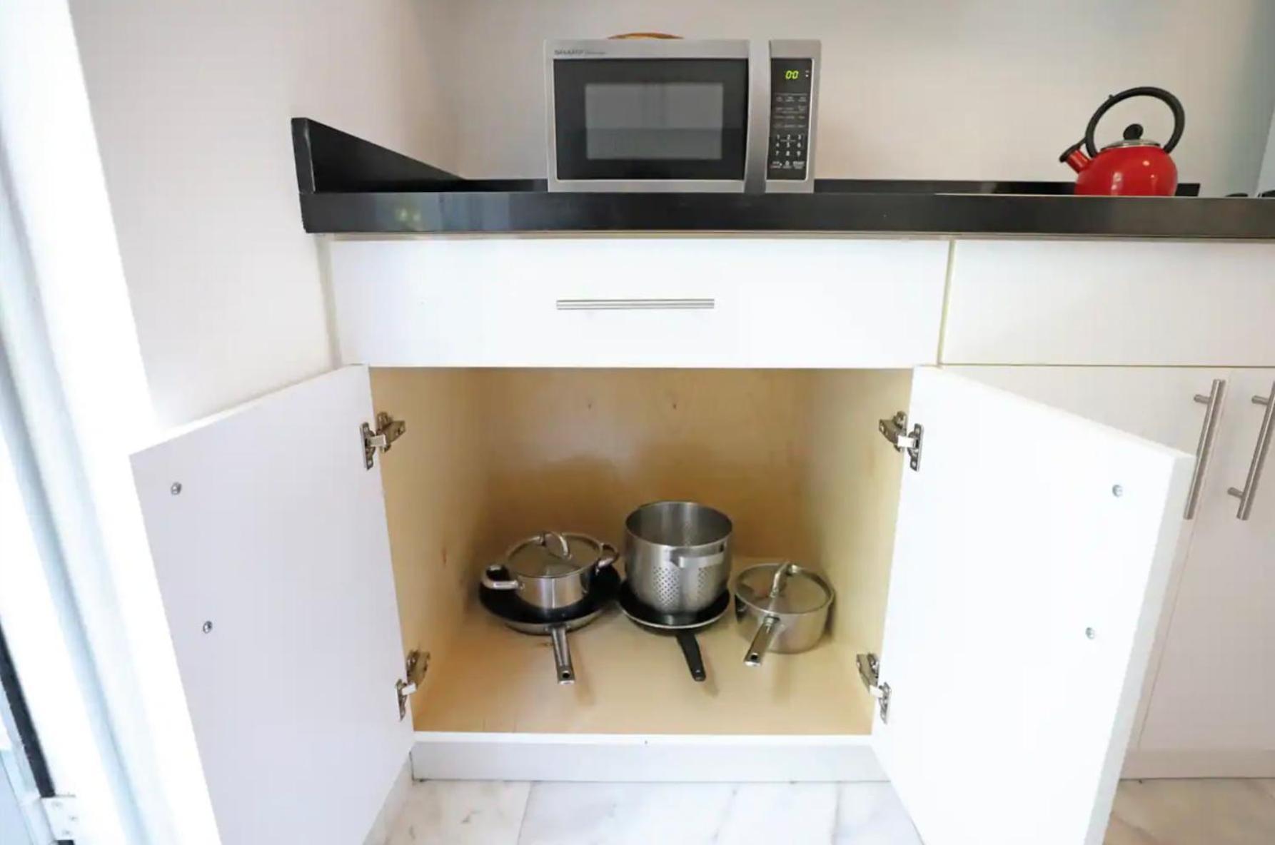 South Beach 2 Bedroom Family & Pet Friendly Apartment With Balcony & Free Parking Miami Beach Exterior photo