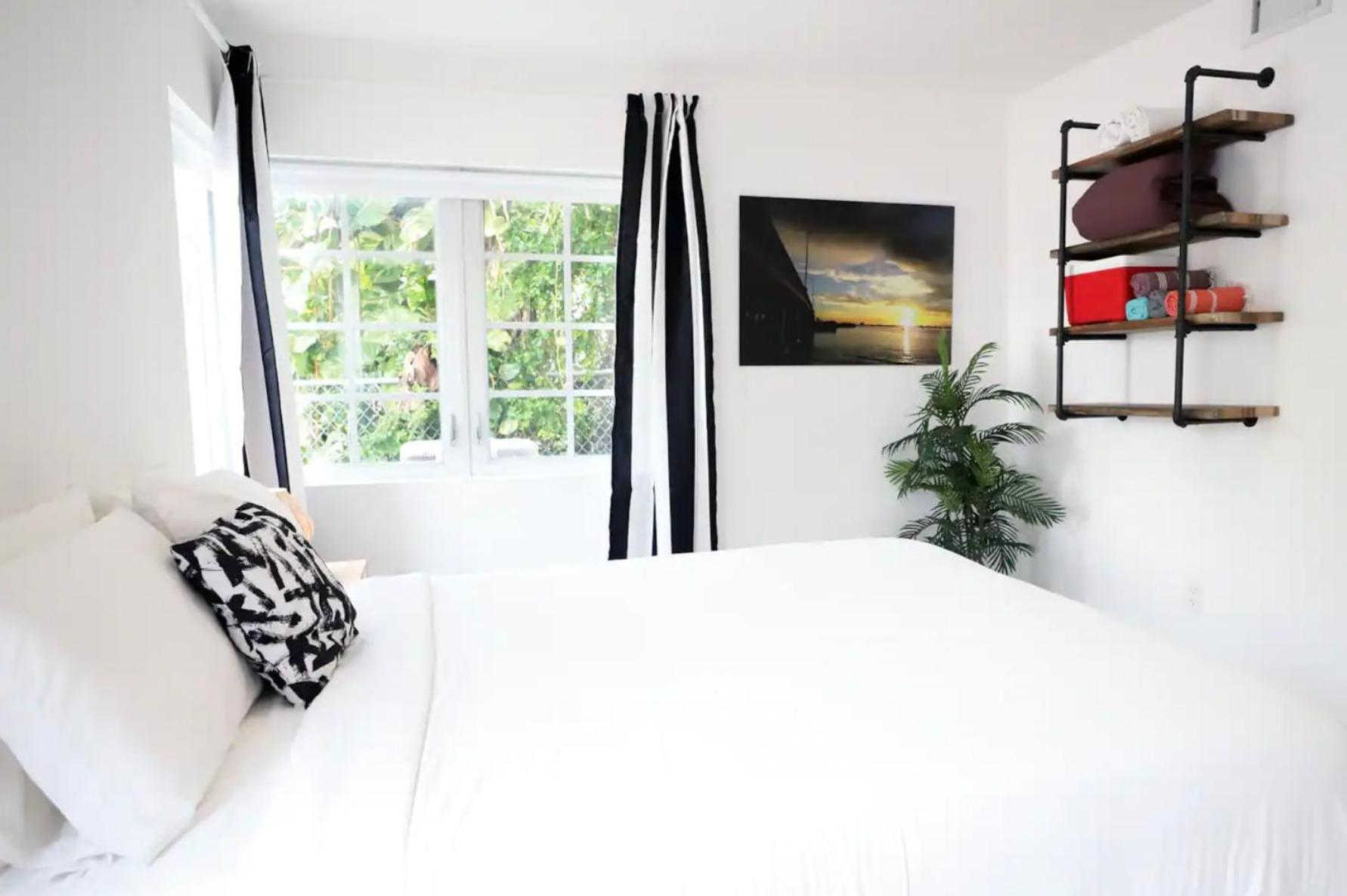 South Beach 2 Bedroom Family & Pet Friendly Apartment With Balcony & Free Parking Miami Beach Exterior photo